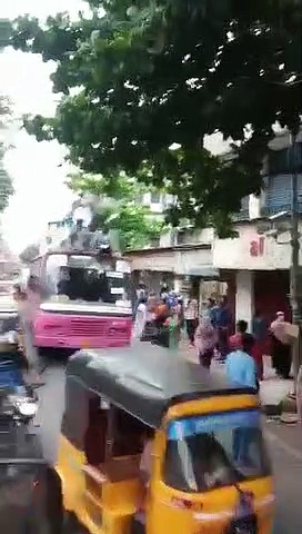 சென்னையில் அரசுப்பேருந்தின் மேல் ஏறி கல்லூரி மாணவர்கள் ரகளை; பொதுமக்கள் அவதி