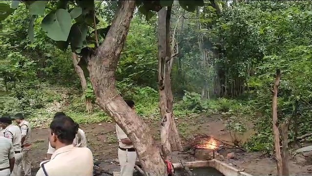 जहरीली शराब से मौत के बाद जागा प्रशासन, अवैध शराब अड्डे पर छापामार कार्यवाही