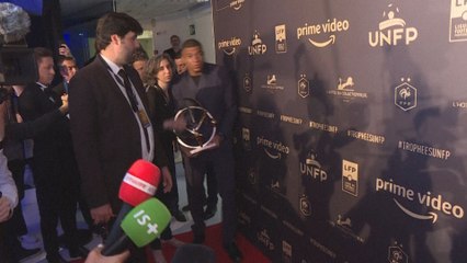 Ligue 1: l'avenir de Mbappé au PSG plus incertain que jamais