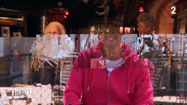 GALA VIDÉO - Cyril Féraud méconnaissable dans Fort Boyard : il a été stagiaire sur l’émission !