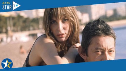 "Il est atroce" : quand Jane Birkin se souvenait de sa rencontre "glaciale" avec Serge Gainsbourg