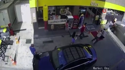 Beşiktaşlı futbolcu darbedildi! Emrecan'a saldırı görüntüleri ortaya çıktı