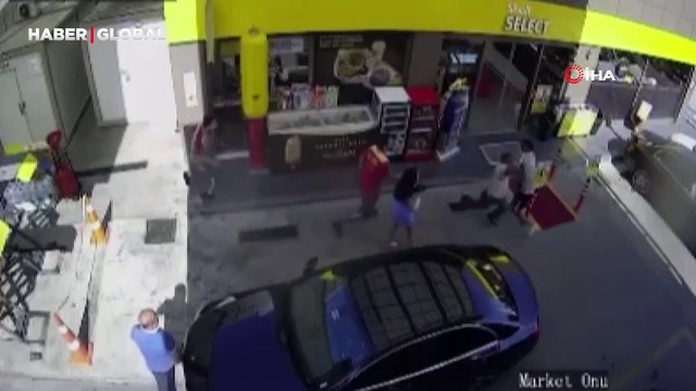 Beşiktaşlı futbolcu Emrecan Uzunhan’ın saldırıya uğradığı anların yeni görüntüsü ortaya çıktı!