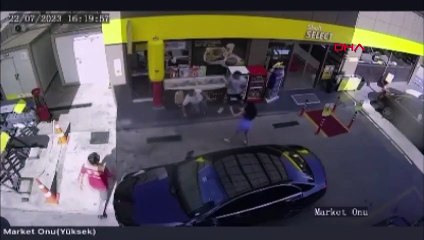 L'image du moment de l'attaque du footballeur de Beşiktaş Emrecan est apparue