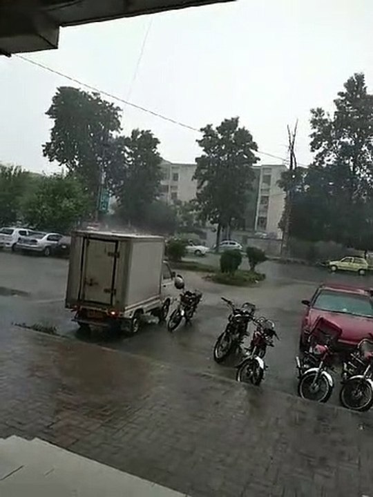 Heavy Rain - Islamabad