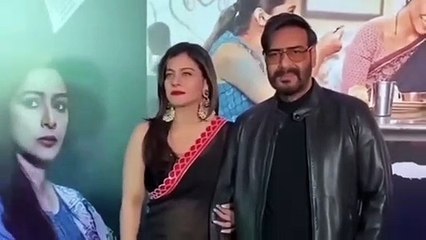 Kajol Crying Badly And Confirm Her Divorce News With Ajay Devgan After 24 Years Of Marriage