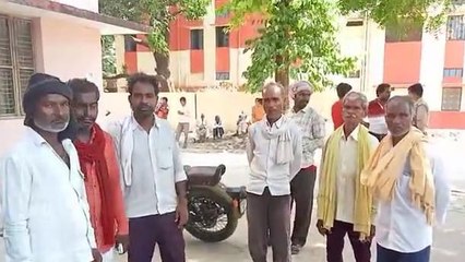 प्रयागराज: पेड़ के नीचे दबकर बाइक सवार एक की मौत दूसरा घायल