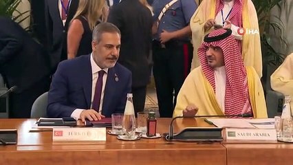 Bakan Fidan, İtalya'da resmi törenle karşılandı