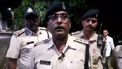 बाइक फिसली और पीछे से आए टैंकर ने ले ली दो दोस्तों की जान देखें Video