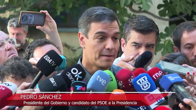 Los líderes políticos ejercen su derecho al voto llamando a la participación