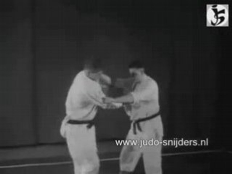 Anton Geesink (NED) - Uchi Mata Training