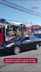 Motoristas ganham a benção de São Cristóvão em Itajaí