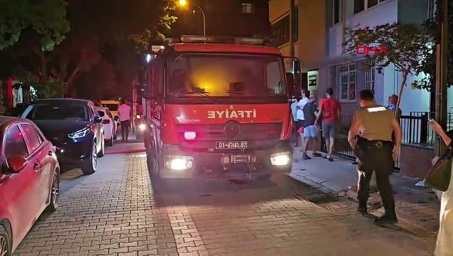 Adana'da 16 Katlı Apartmanın 9. Katındaki Dairede Yangın Çıktı