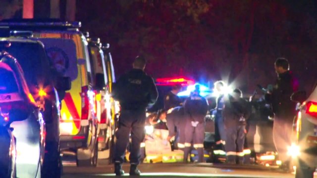 Police manhunt underway after triple shooting in Sydney