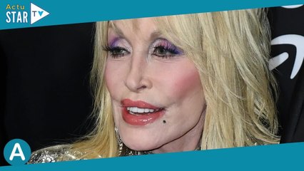 Dolly Parton, l'idole de Miley Cyrus, adepte de la chirurgie et cash : "certains médecins peuvent vo