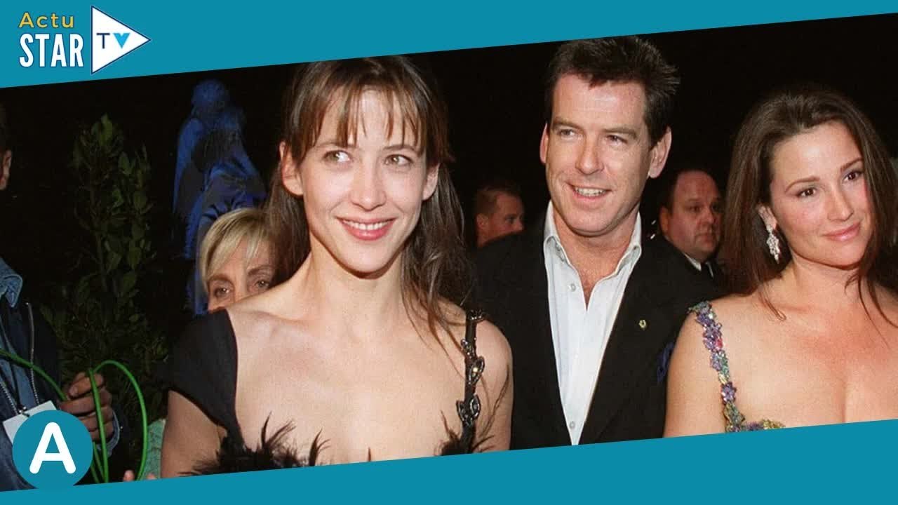Pierce Brosnan (Le monde ne suffit pas) sous le charme total de Sophie Marceau : "Il disait des truc