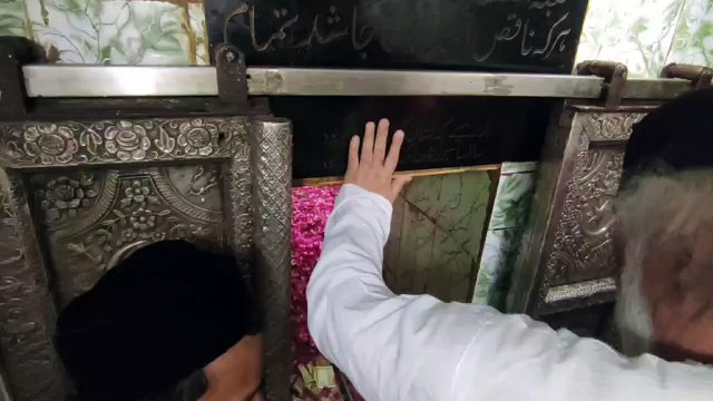 Muharram: ख्वाजा साहब की दरगाह में बढ़ी रौनक, जायरीन मांग रहे दुआ