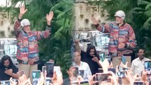 80-Year-Old Amitabh Bachchan Meets Fans Outside His Bungalow