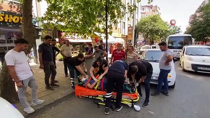 Aniden yola çıkan çocuğa otomobil çarptı, o anlar kameraya yansıdı