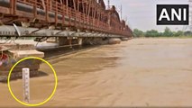 Yamuna Water Level: रेलवे ने लोहे का पुल बंद किया, 24 घंटे में 55 सेमी बढ़ा नदी का पानी, अपडेट जानिए