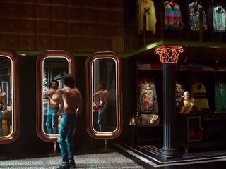 Ranveer Singh gives a glimpse of Rocky's lavish lifestyle