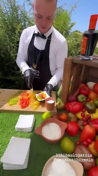 Julien Tanti, Manon Marsault, Paga Neuron, Giuseppa et Greg Yega au baptême de Maylone et Leewane, les enfants de Thibault Garcia et Jessica Thivenin. Instagram