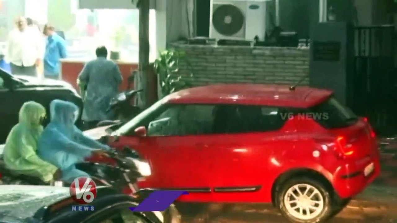 Massive Rains In Hyderabad _ Public Facing Problems Due To Heavy Rains _ V6 News