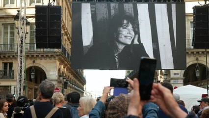 Obsèques de Jane Birkin : les fans rendent hommage à la chanteuse