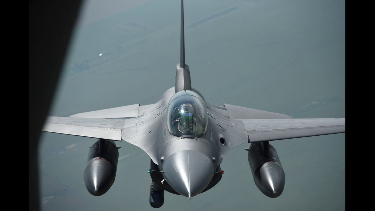 EUA afirma que Ucrânia terá os caças F-16 no final deste ano