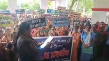 मणिपुर में दरिंदगी के खिलाफ खंडवा में महिलाओं का विरोध प्रदर्शन, निकाली रैली