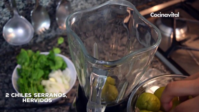 Exquisitas y tradicionales flautas mexicanas ¡Con 3 salsas! | Recetas de antojitos mexicanos | CV