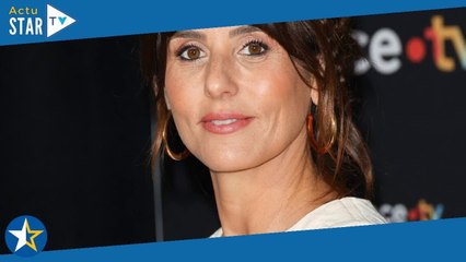 "On peut avoir ses coordonnées ?" : Faustine Bollaert dévoile une photo de son frère canon, les inte