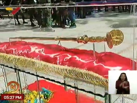 Portuguesa | Gobernador Adolfo Pereira entrega réplica de la espada del Libertador a Primitivo Cedeño