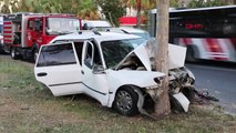 Le conducteur de la voiture qui a percuté l'arbre à Izmir est décédé