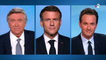 L'interview d'Emmanuel Macron par Jacques Legros et Nathanaël de Rincquesen le lundi 24 juillet 2023.