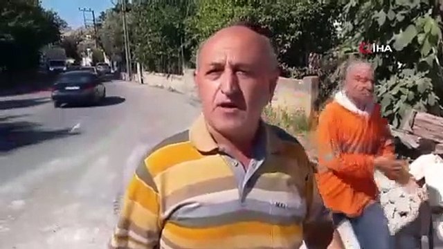 Adana'da 5.5 büyüklüğündeki deprem anı kameralara yansıdı