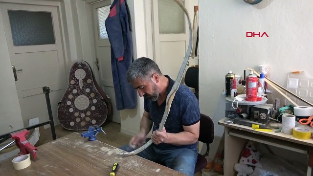 Ahşap Usta, Ok ve Yay Üretimiyle Hem Spora Hem de İlçenin Tanıtımına Katkı Sağlıyor