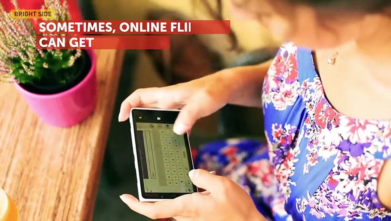 11 WITTY TEXTS FROM GENIUSES OF FLIRTING