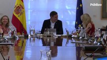 Moncloa muestra la sintonía entre Pedro Sánchez y Yolanda Díaz en el primer Consejo de Ministros tras las elecciones del 23J
