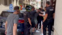 La Policía Nacional detiene en la Gran Vía de Madrid a un fugitivo italiano 