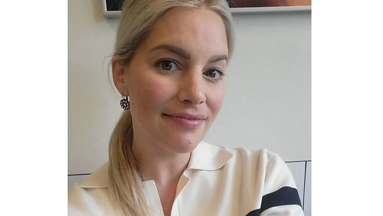 Schock für Angelina Kirsch: Halbes Gesicht gelähmt - so geht es ihr