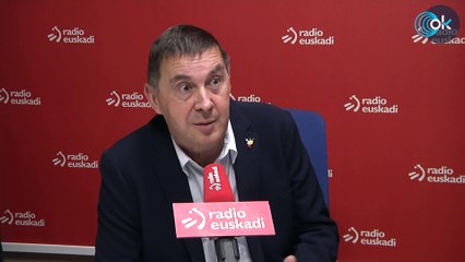 Otegi se entrega a Sánchez apoyará su investidura y pide a Puigdemont que no la bloquee