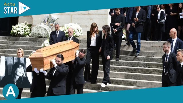 Obsèques de Jane Birkin : une banderole particulière attire l'attention lors de son dernier adieu