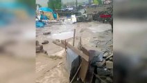 De fortes pluies provoquent des inondations à Doğubayazıt