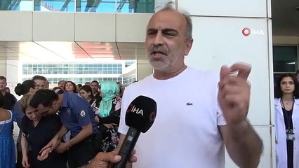 Pendant son service, le médecin a pointé une arme: "Je me suis penché et la balle a touché le plafond"