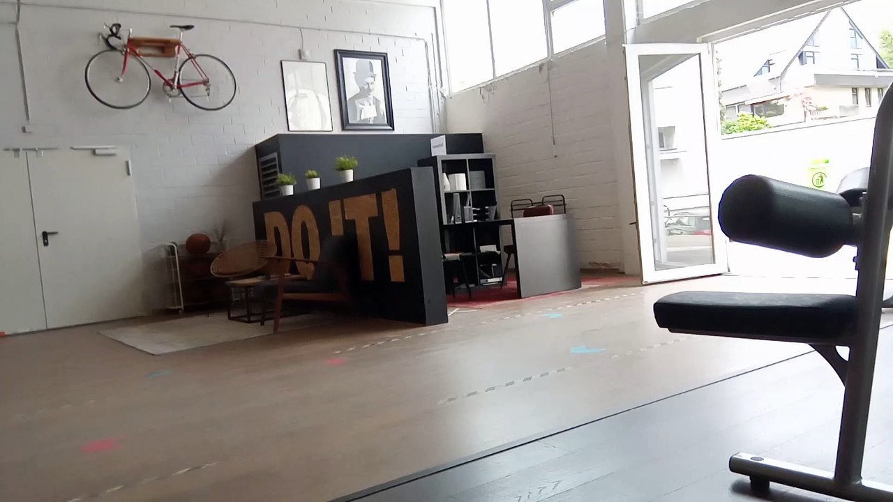 Sportgeräte werden Transportiert