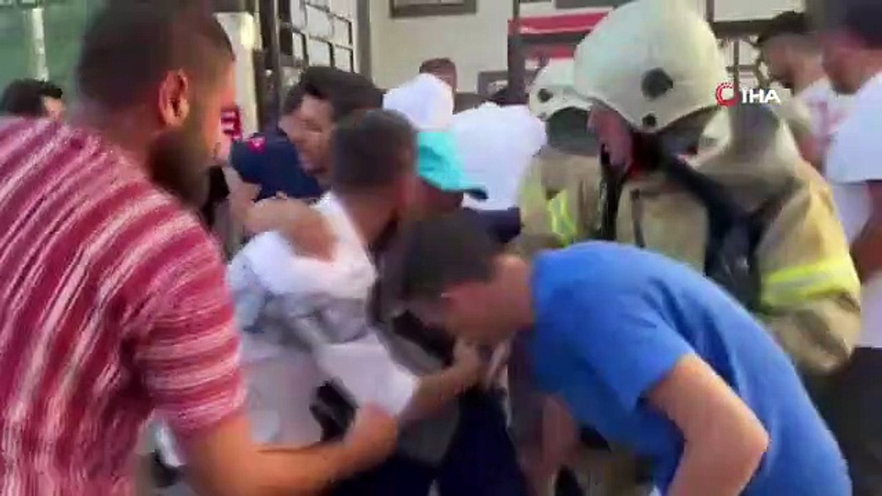 Incendie dans une maison de retraite pour personnes âgées à Beylikdüzü
