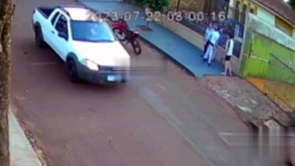 Idoso é agredido com golpes de capacete em Sarandi