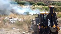 Réponse mousseuse à l'incendie d'ordures à Burhaniye