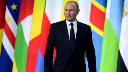 العربية 360 | "الكرملين" يتوقع مشاركة 17 رئيسًا أفريقيًا في قمة سان بطرسبرغ.. ماذا تريد روسيا؟